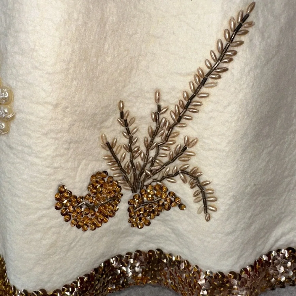 STUNNING Heavy Gold Beaded Table Ivory Large Tablecloth Topper Thick Felt Fabric
